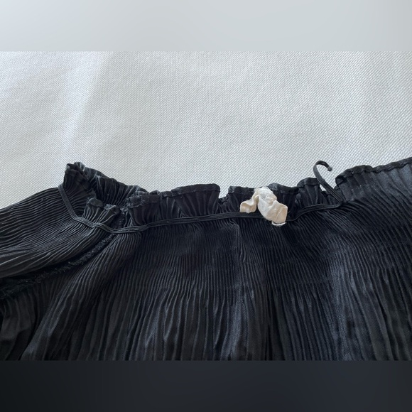 Mendocino Black Off The Shoulder Crop Top - size S - Picture 9 of 11